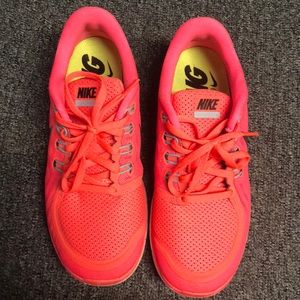 Nike Barefoot Ride 5.0 Running Sneakers